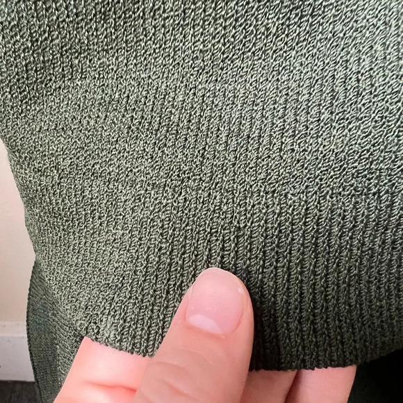 St John Wool Knit Set in Olive Green, size 10 - Picture 6 of 8
